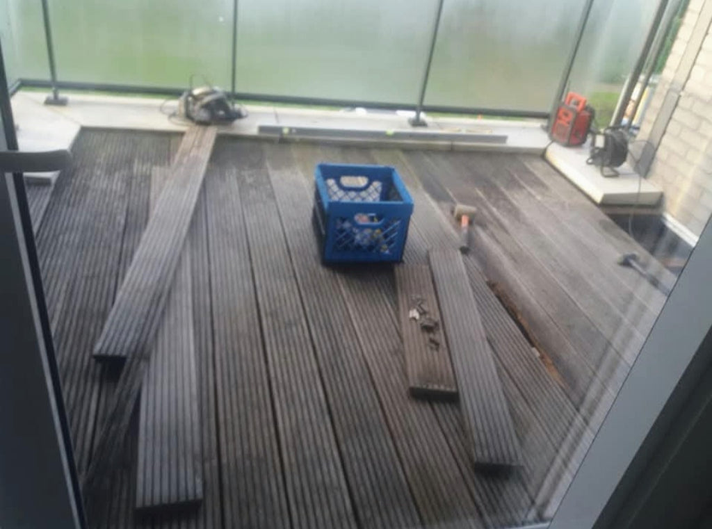 Houten terras in padouk, voor en na