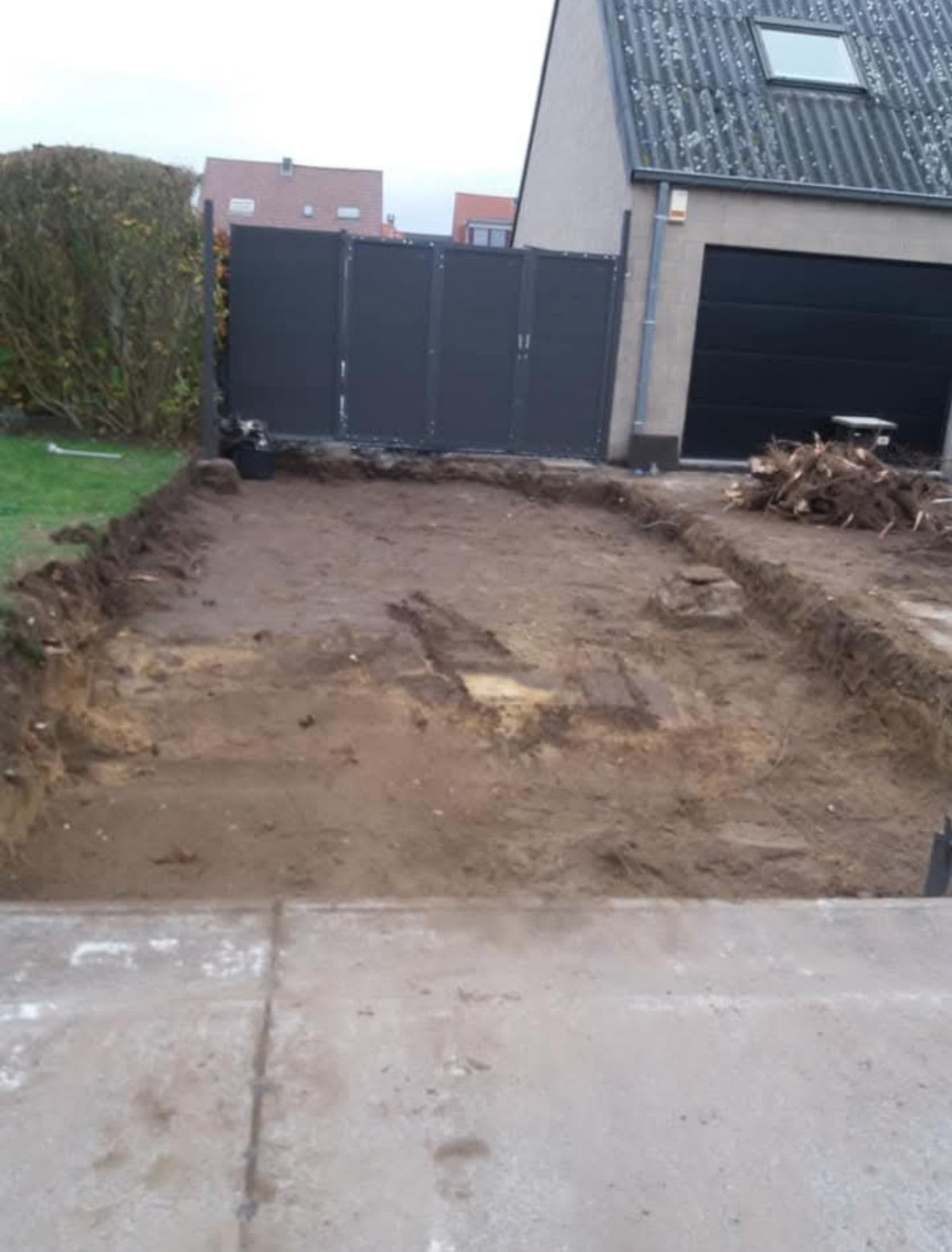 Oprit en voortuin waterdoorlatend verhard
