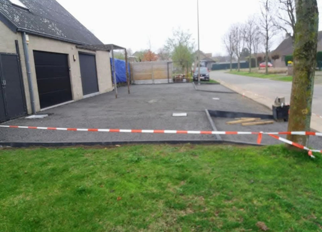 Oprit en voortuin waterdoorlatend verhard